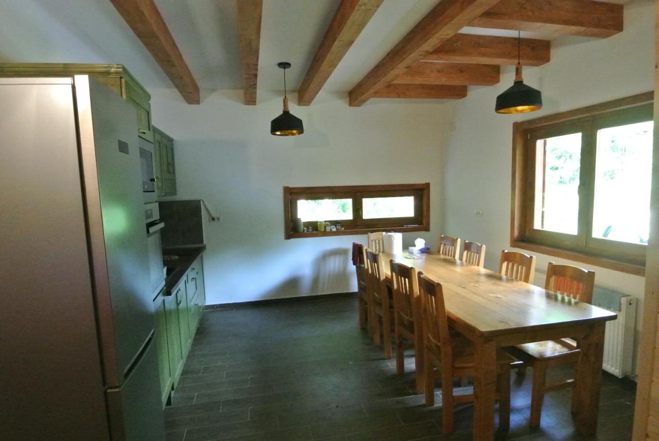 Chalet By The River Valiug Luaran gambar